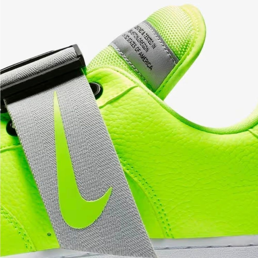 Nike Air Force 1 Utility Youth 6 Neon Yellow - Picture 3 of 12